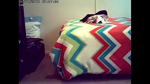 Spied cam recording preggo mom