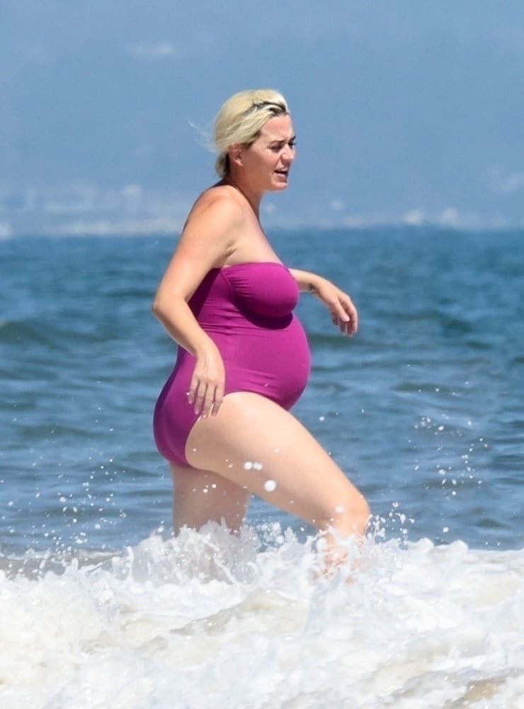 Katy Perry Pregnant